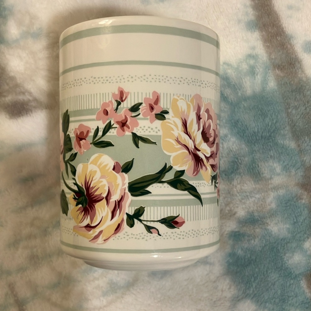 Vintage Croscill Coordinate by Bathelle Water Cup Made in Japan
